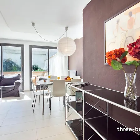 Inside Sants Apartman Barcelona