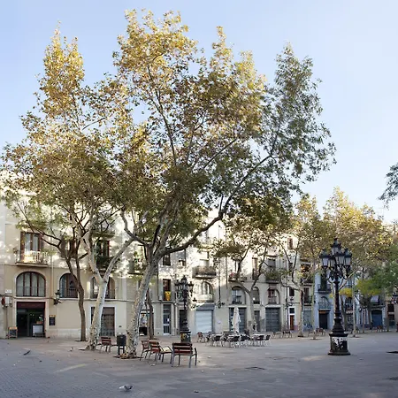 Inside Sants Apartman Barcelona