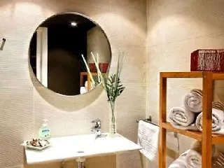 Inside Sants Apartament Barcelona