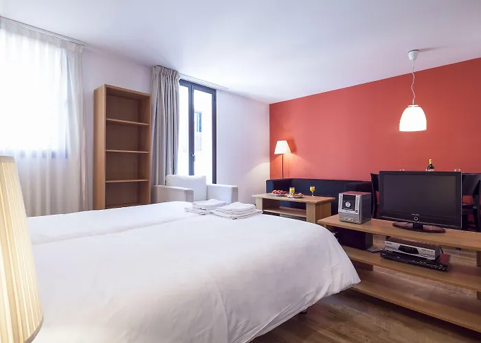 Inside Sants Apartamento *