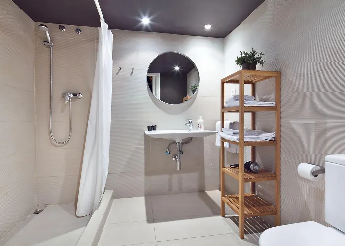 Inside Sants Apartamento *