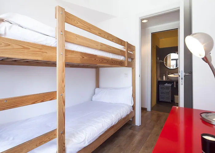 Inside Sants Apartamento